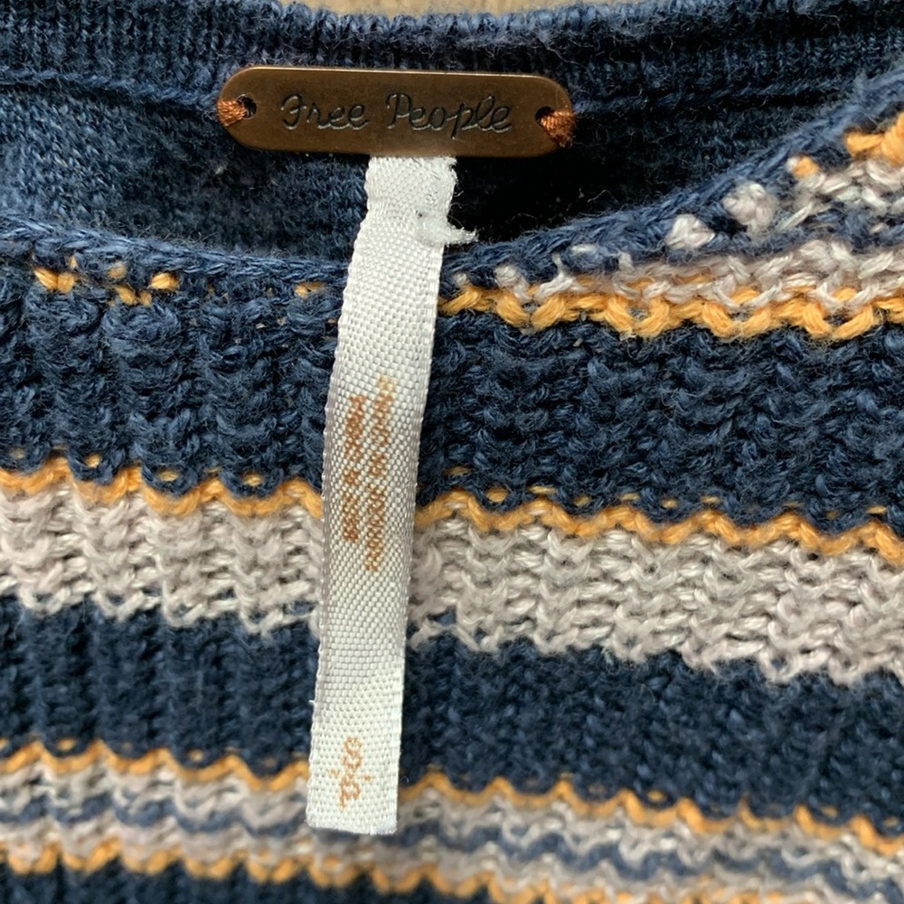 Free People Top - Picture 11 of 13